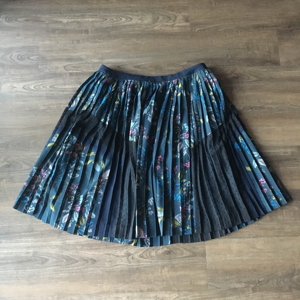 Banana Republic skirt